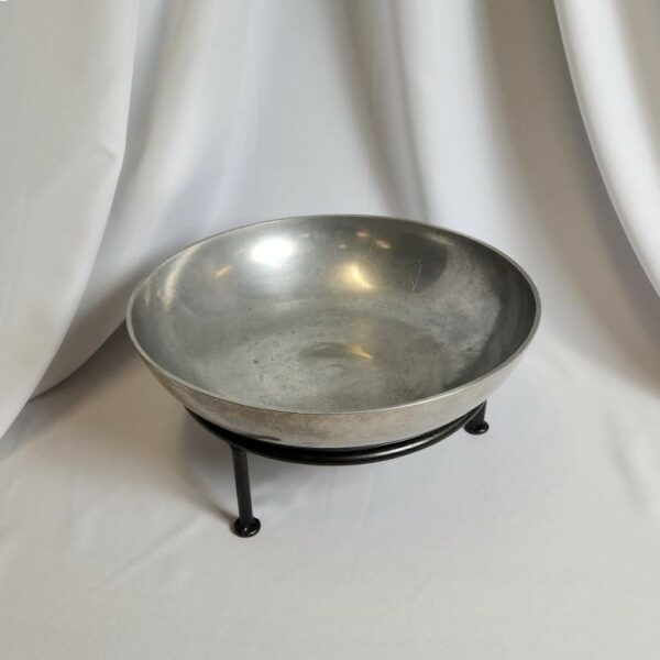 Pewter Round Bowls with Stands - Image 3